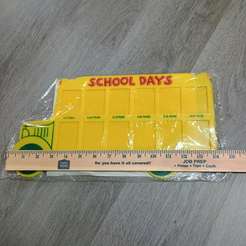 Vintage Plastic Yellow School Bus Days 12 Year Photo Frame - Picture 5 of 6
